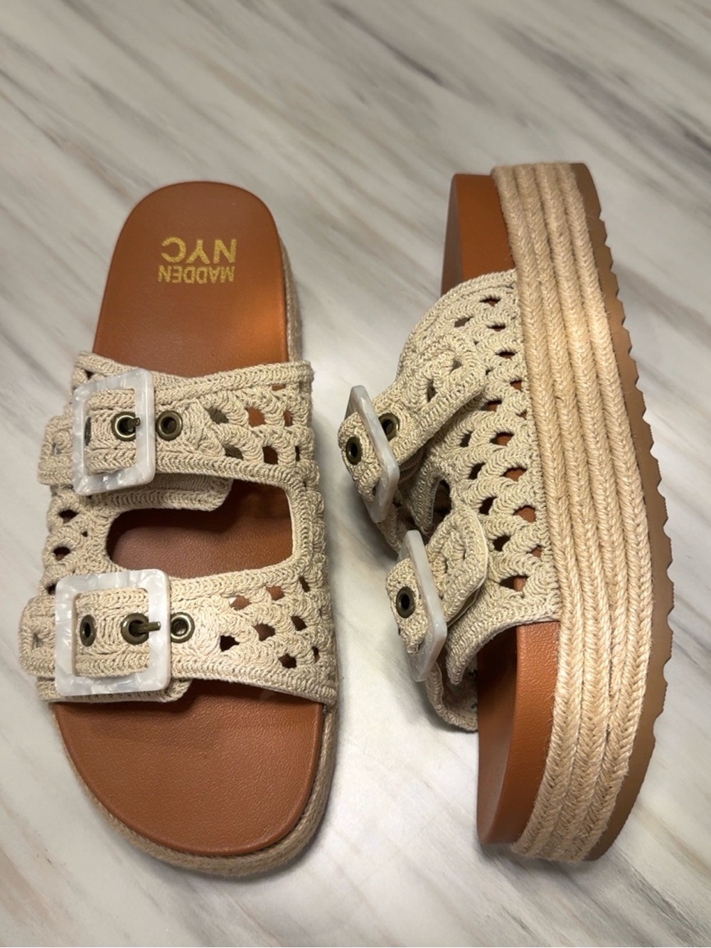 CROCHET PLATFORM SANDAL WOMENS SIZE 8